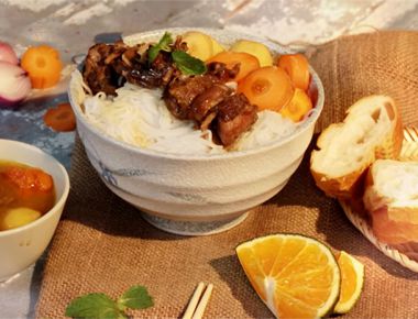 Lạ miệng với món thịt vịt nấu cam