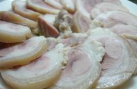 Cách luộc thịt chân giò vừa chắc vừa giòn